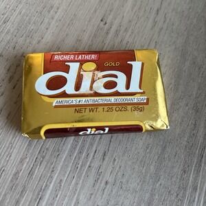 Vintage Dial Gold Deodorant Soap  5oz 9c
